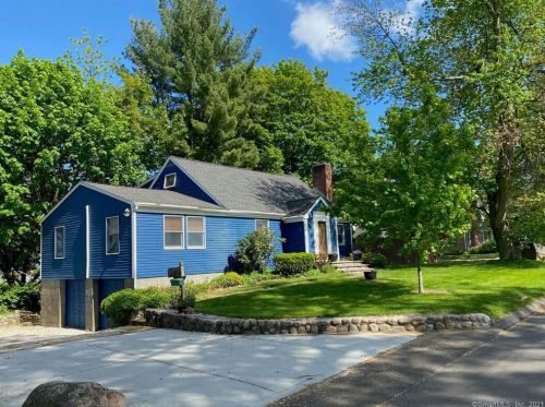 63 Walter Ave, Norwalk, CT 06851-5338