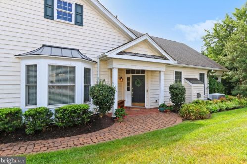 5480 Rodriquez Ln, Haymarket, VA 20169-6102