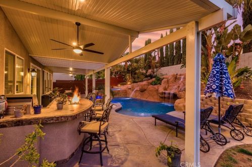 9564 Chandelle Way, Riverside CA  92508-6810 exterior