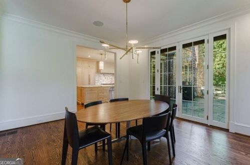 3180 Arden Rd, Atlanta GA  30305-1912 exterior