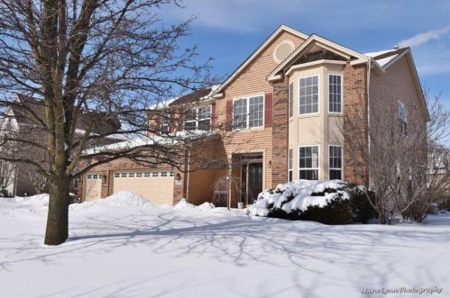 2649 Mc Duffee Cir, North Aurora, IL 60542-2028
