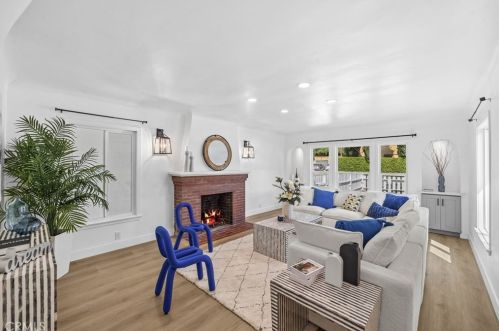 1957 El Molino Ave, Altadena, CA 91001-3039