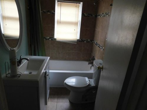 2698 Klondike Rd, Lithonia, GA 30058-4575