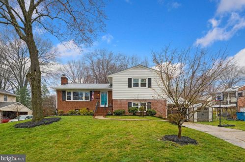 7102 Tyndale St, Mc Lean, VA 22101-5074