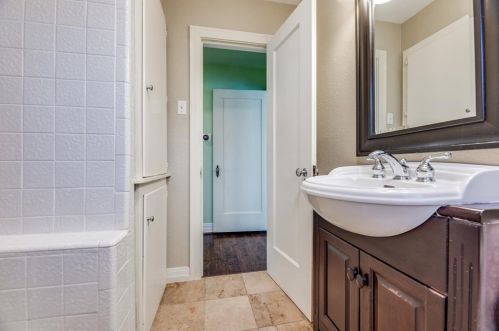 3405 Bryn Mawr Dr, Dallas TX 75225-7723 exterior