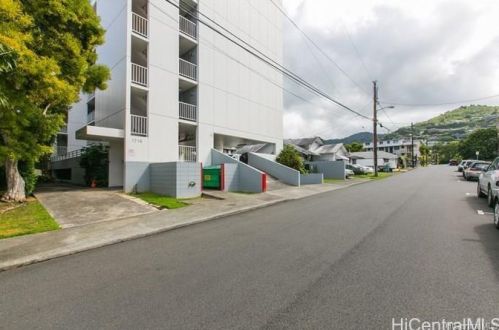 1718 Anapuni St, Honolulu HI  96822-4483 exterior