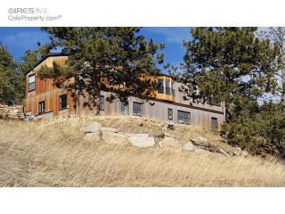 165 Valley Rd, Lyons, CO 80540-8926