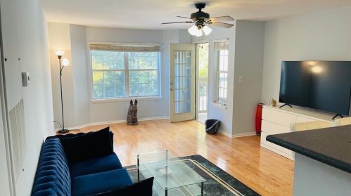 1005 Chastain Park Ct, Atlanta, GA 30342-3246
