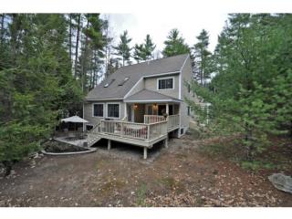 34 Murray Ln, Albany, NH 03818-4404