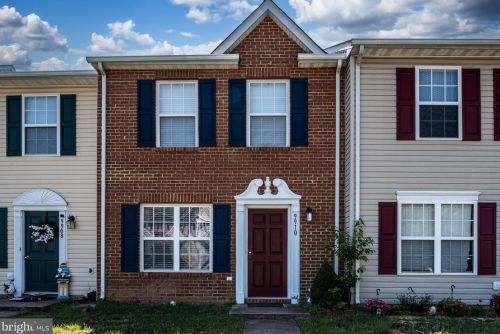 9910 Warwick Pl, Fredericksburg, VA 22408-9249