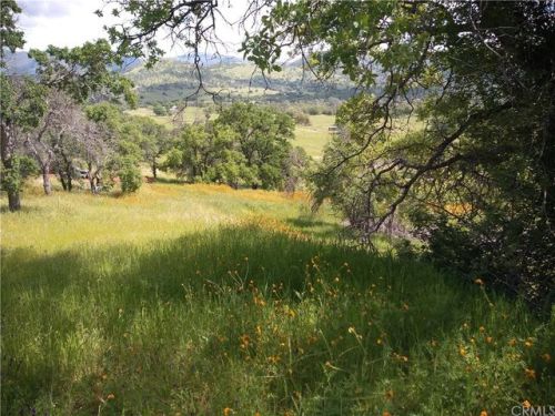 3272 Blue Oak Dr, Catheys Valley, CA 95306-9748