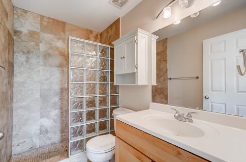 959 Auburnview Dr, Cincinnati OH  45206-2582 exterior