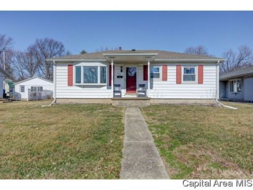 816 Progress St, Millersville, IL 62557-1815