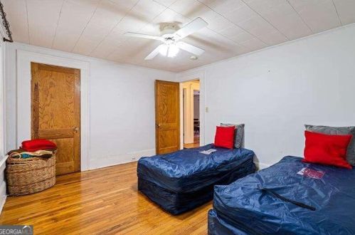 580 Elmwood Dr, Atlanta GA  30306-3642 exterior