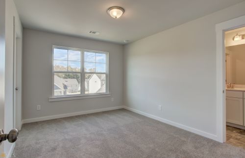 2414 Cotton Gin Row, Jefferson GA  30549-8811 exterior