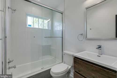 526 24th St, Philadelphia PA  19146-1054 exterior