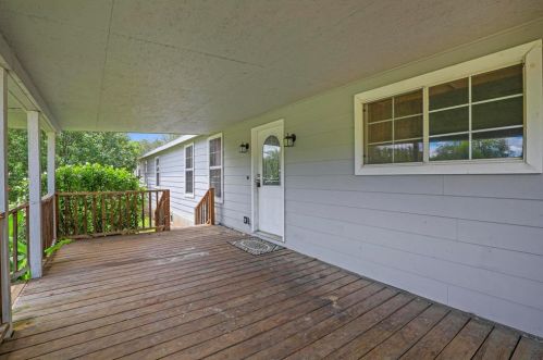 6232 Tenderfoot Trl, Fort Worth TX  76135-9253 exterior