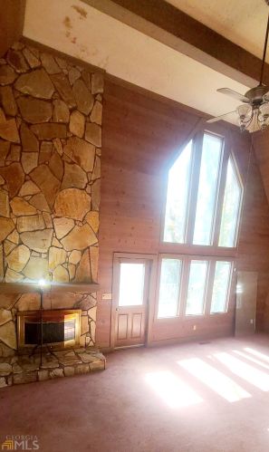 327 Lewis Cir, Commerce, GA 30529-1357