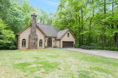 4680 Bush Rd, Duluth, GA 30096-2908
