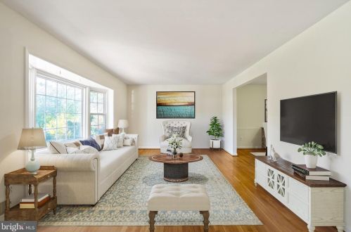 4110 Wynnwood Dr, Annandale, VA 22003-3425