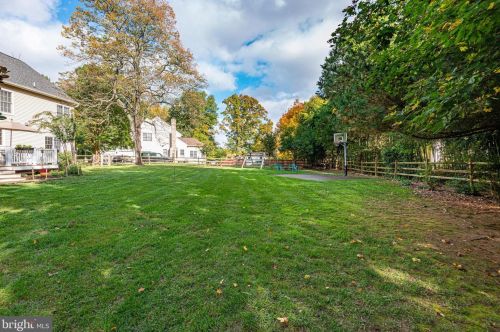 2407 Starcrest Dr, Silver Spring MD 20904-5459 exterior