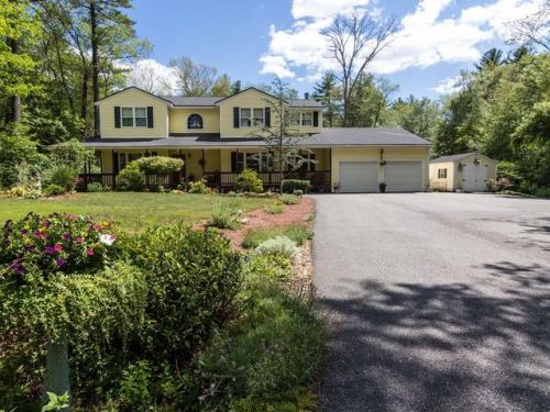 1936 Putnam Pike, Glocester, RI 02814-1138