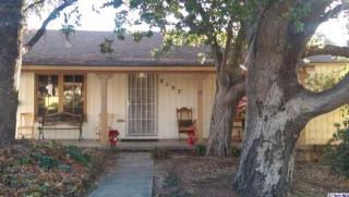2137 Glenada Ave, Montrose, CA 91020-1970