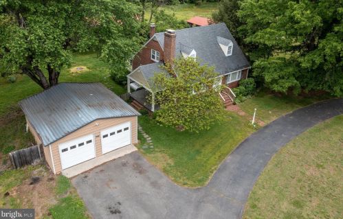 11377 Cross County Rd, Mineral, VA 23117-3216
