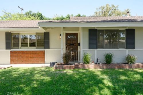 1037 Harrison Ct, Upland, CA 91786-6325