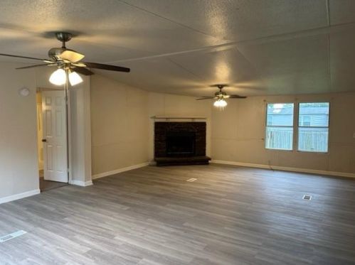 16472 Brittany Way, Conroe, TX 77306-5949