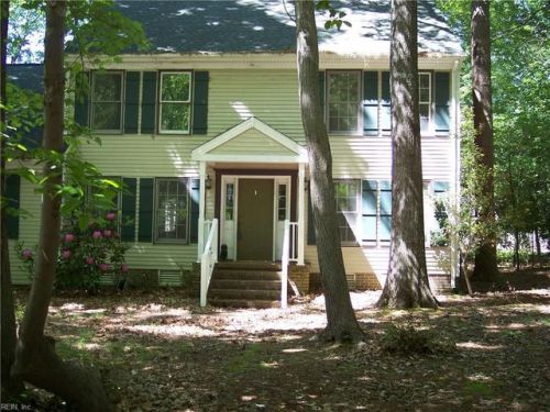 125 Barclay Cres, Smithfield, VA 23430-5935