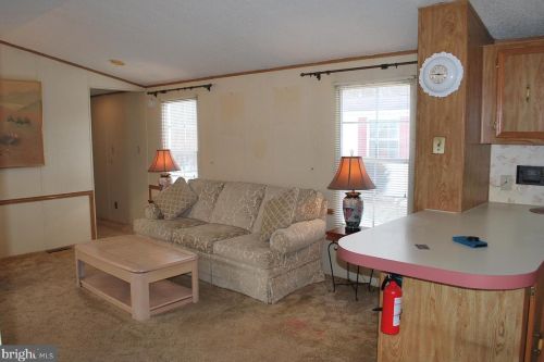 38 Hathaway Dr, Carlisle PA 17015-8892 exterior