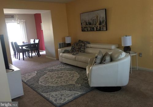 441 Waverly Woods Dr, Harrisburg, PA 17110-3998