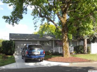 1440 Astor Way, Woodburn OR  97071-2411 exterior
