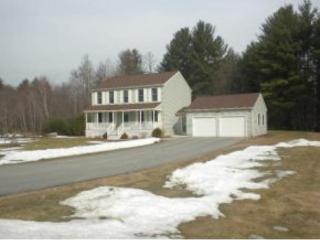 3 Companion Rd, Deerfield, NH 03037-1623