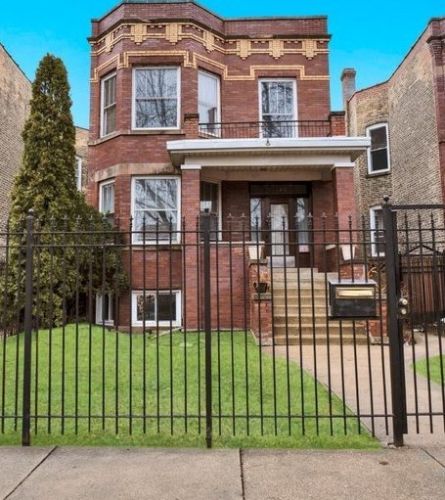 4445 Altgeld St, Chicago, IL 60639-1901