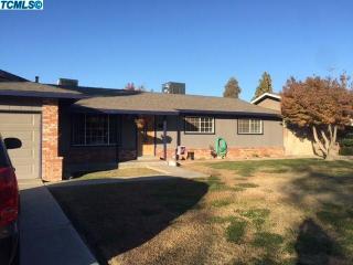 1642 La Vida Ave, Visalia, CA 93277-7329
