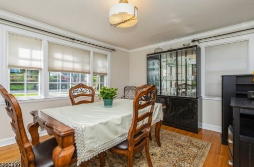 5 Koewing Pl, Town Center, NJ 07052-3927