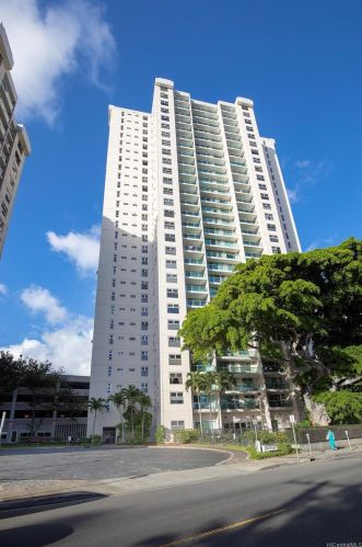 1450 Young St, Honolulu HI  96814-1864 exterior