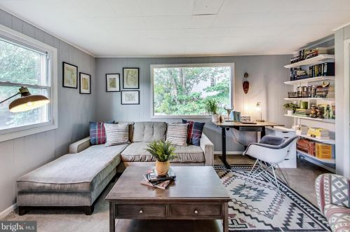 9227 Mintwood St, Silver Spring MD 20901-3523 exterior