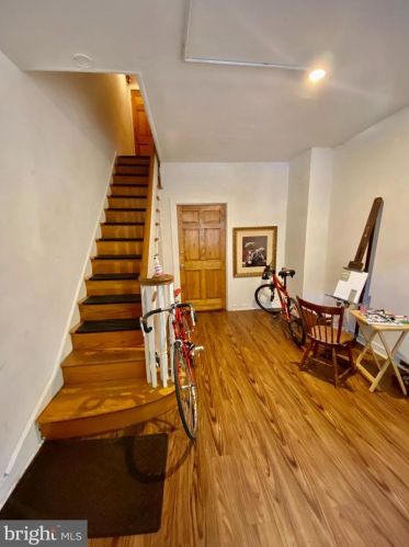 1155 10th St, Philadelphia PA  19147-4632 exterior