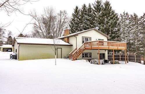16200 3rd St, St Marys Point, MN 55043-9567