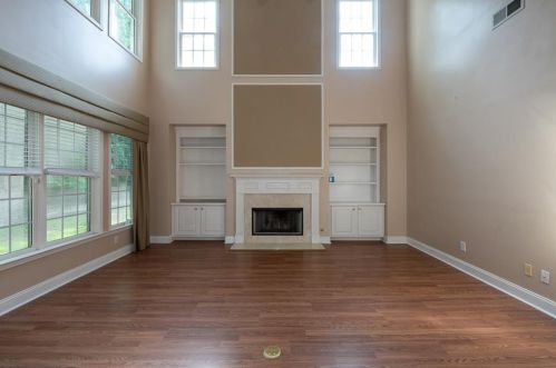 275 Lawrence Pl, Atlanta GA  30349-1068 exterior