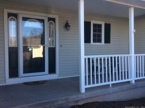 12 North Rdg, East Hampton, CT 06424-1514