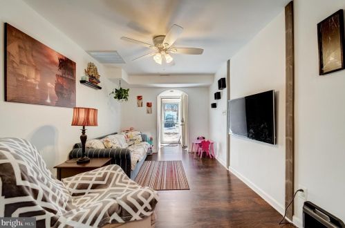 4946 Beech St, Shady Side MD 20764-9666 exterior