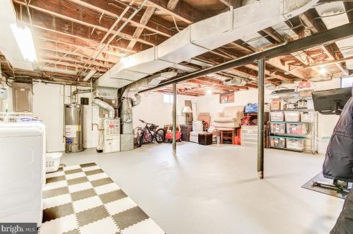 9512 Saybrook Ave, Silver Spring MD 20901-3034 exterior