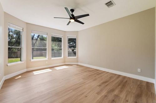 10209 Broomflower Dr, Austin TX  78739-1448 exterior