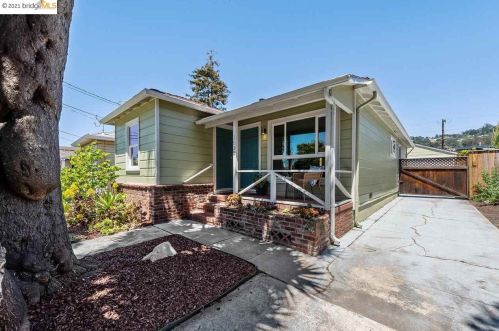 1530 Liberty St, Richmond, CA 94530-2226