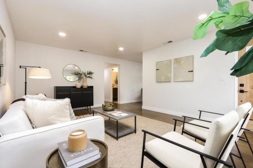 387 Smithwood St, Milpitas CA  95035-4126 exterior