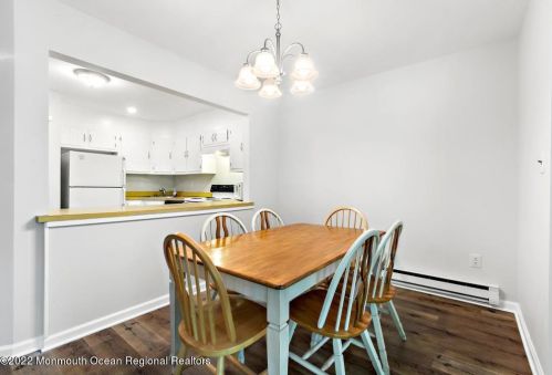 23 Manchester Ct, Tinton Falls NJ 07701-5490 exterior